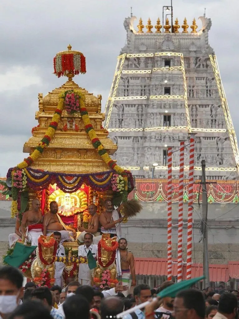 Sri Sai Chandra Travel